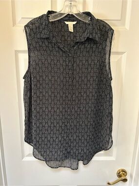 H&M Black Geometric Print Sleeveless Collared Tank